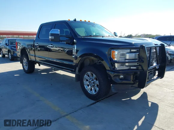 ✅ 2019 Ford F-250 XL • VIN: 1FT7W2B66KED07057 • Lot: 44094078. Wystawiony na IAAI z przebiegiem 189 653 mil. Bezpłatny archiwum sprzedaży aukcyjnych z USA i szczegółowy raport historii pojazdu na DreamBid. Zdjęcie 1.