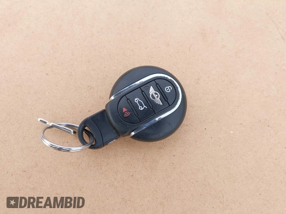 ✅ 2017 MINI Hardtop Cooper S • VIN: WMWXP7C38H3B94831 • Lot: 44511749. Wystawiony na IAAI z przebiegiem 170 853 mil. Bezpłatny archiwum sprzedaży aukcyjnych z USA i szczegółowy raport historii pojazdu na DreamBid. Zdjęcie 11.