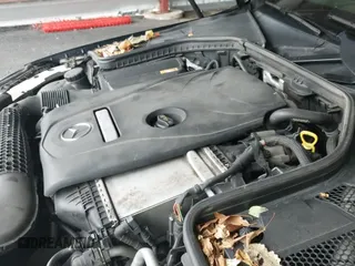 ✅ 2017 Mercedes-Benz C 300 • VIN: 55SWF4KB4HU217447 • Lot: 43423951. Wystawiony na IAAI z przebiegiem 121 473 mil. Bezpłatny archiwum sprzedaży aukcyjnych z USA i szczegółowy raport historii pojazdu na DreamBid. Zdjęcie 19.