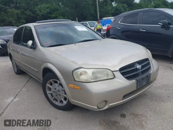 ✅ 2000 Nissan Maxima GXE • VIN: JN1CA31D9YT527643 • Лот: 45178948. Опубликован ранее на IAAI с пробегом 232 816 миль. Бесплатный доступ к архиву аукционных продаж из США и подробный отчёт об истории автомобиля на DreamBid. Изображение 1.