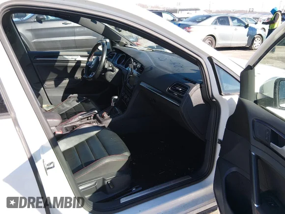✅ 2015 Volkswagen Golf GTI S • VIN: 3VW4T7AU6FM048236 • Lot: 44268664. Wystawiony na IAAI z przebiegiem 124 811 mil. Bezpłatny archiwum sprzedaży aukcyjnych z USA i szczegółowy raport historii pojazdu na DreamBid. Zdjęcie 5.