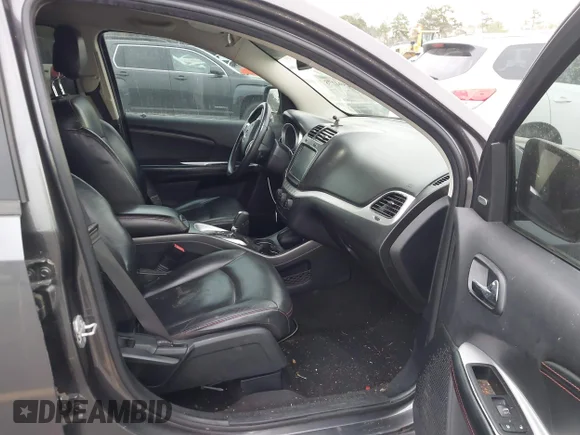 ✅ 2015 Dodge Journey R/T • VIN: 3C4PDCEG6FT713698 • Лот: 44594278. Опубліковано раніше на IAAI з пробігом 160 384 миль. Безкоштовний доступ до архіву аукціонних продажів зі США та докладний звіт про історію автомобіля на DreamBid. Зображення 5.