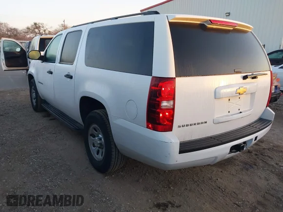 ✅ 2013 Chevrolet Suburban • VIN: 1GNSC5E08DR170248 • Лот: 44469500. Опубліковано раніше на IAAI з пробігом 134 893 миль. Безкоштовний доступ до архіву аукціонних продажів зі США та докладний звіт про історію автомобіля на DreamBid. Зображення 3.