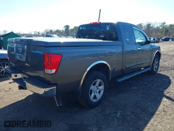 ✅ 2004 Nissan Titan XE • VIN: 1N6AA06B44N579753 • Lot: 41945076. Wystawiony na IAAI z przebiegiem 131 731 mil. Bezpłatny archiwum sprzedaży aukcyjnych z USA i szczegółowy raport historii pojazdu na DreamBid. Zdjęcie 4.