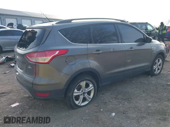 ✅ 2014 Ford Escape SE • VIN: 1FMCU9G93EUB49413 • Lot: 44071090. Listed on IAAI with 192,381 mi. Free auction sales archive from the USA and detailed vehicle history report at DreamBid. Image 4.