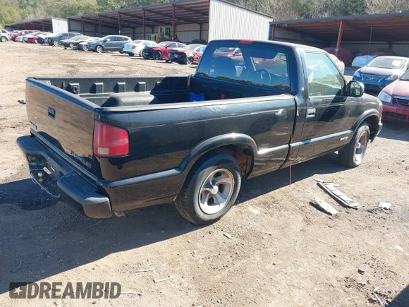 ✅ 1999 Chevrolet S-10 • VIN: 1GCCS1441X8173712 • Лот: 41373988. Опубліковано раніше на IAAI з пробігом 163 108 миль. Безкоштовний доступ до архіву аукціонних продажів зі США та докладний звіт про історію автомобіля на DreamBid. Зображення 4.