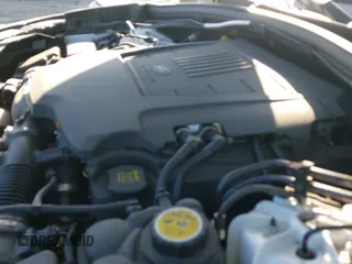 ✅ 2018 Land Rover Range Rover Velar R-Dynamic SE • VIN: SALYL2RV7JA755896 • Лот: 43482730. Опубликован ранее на IAAI с пробегом 75 455 миль. Бесплатный доступ к архиву аукционных продаж из США и подробный отчёт об истории автомобиля на DreamBid. Изображение 19.