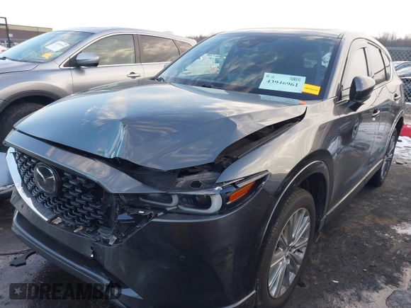 ✅ 2023 Mazda CX-5 Signature • VIN: JM3KFBXY5P0116178 • Lot: 43946961. Wystawiony na IAAI z przebiegiem 36 611 mil. Bezpłatny archiwum sprzedaży aukcyjnych z USA i szczegółowy raport historii pojazdu na DreamBid. Zdjęcie 2.