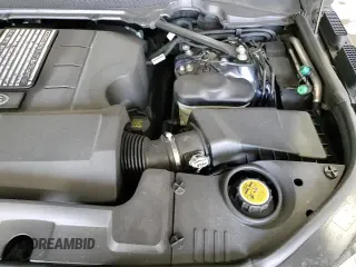 ✅ 2017 Land Rover Range Rover • VIN: SALGS5FE3HA373251 • Lot: 48365895. Wystawiony na Copart z przebiegiem 41 841 mil. Bezpłatny archiwum sprzedaży aukcyjnych z USA i szczegółowy raport historii pojazdu na DreamBid. Zdjęcie 16.