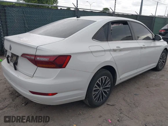 ✅ 2019 Volkswagen Jetta S • VIN: 3VWC57BU7KM112590 • Лот: 44783783. Опубліковано раніше на IAAI з пробігом 131 254 миль. Безкоштовний доступ до архіву аукціонних продажів зі США та докладний звіт про історію автомобіля на DreamBid. Зображення 4.