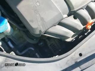 ✅ 2007 Volkswagen Rabbit • VIN: WVWBS71K17W231508 • Lot: 41323850. Wystawiony na IAAI z przebiegiem 176 544 mil. Bezpłatny archiwum sprzedaży aukcyjnych z USA i szczegółowy raport historii pojazdu na DreamBid. Zdjęcie 13.