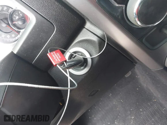 ✅ 2022 Ram 1500 SLT • VIN: 1C6RR6LG4NS235027 • Lot: 44474577. Wystawiony na IAAI z przebiegiem 67 951 mil. Bezpłatny archiwum sprzedaży aukcyjnych z USA i szczegółowy raport historii pojazdu na DreamBid. Zdjęcie 11.