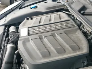 ✅ 2017 Porsche Cayenne S • VIN: WP1AB2A22HLA53222 • Lot: 43678431. Wystawiony na IAAI z przebiegiem 88 907 mil. Bezpłatny archiwum sprzedaży aukcyjnych z USA i szczegółowy raport historii pojazdu na DreamBid. Zdjęcie 19.