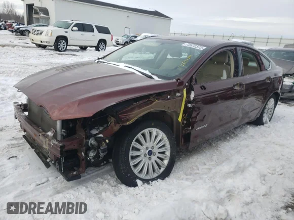 ✅ 2015 Ford Fusion SE Hybrid • VIN: 3FA6P0LU5FR254497 • Lot: 72672372. Wystawiony na Copart z przebiegiem 88 614 mil. Bezpłatny archiwum sprzedaży aukcyjnych z USA i szczegółowy raport historii pojazdu na DreamBid. Zdjęcie 1.