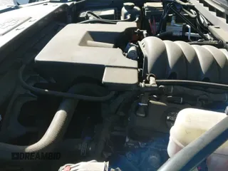 ✅ 2018 Chevrolet Silverado 1500 LT • VIN: 1GCPCREC6JF213658 • Lot: 41399740. Wystawiony na IAAI z przebiegiem 66 562 mil. Bezpłatny archiwum sprzedaży aukcyjnych z USA i szczegółowy raport historii pojazdu na DreamBid. Zdjęcie 20.