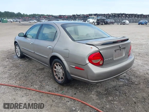 ✅ 2001 Nissan Maxima GLE • VIN: JN1CA31D41T824969 • Lot: 45056889. Wystawiony na IAAI z przebiegiem 227 744 mil. Bezpłatny archiwum sprzedaży aukcyjnych z USA i szczegółowy raport historii pojazdu na DreamBid. Zdjęcie 3.