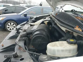 ✅ 2013 GMC Savana Cargo • VIN: 1GTW7FCAXD1143292 • Lot: 43699454. Wystawiony na IAAI z przebiegiem 257 467 mil. Bezpłatny archiwum sprzedaży aukcyjnych z USA i szczegółowy raport historii pojazdu na DreamBid. Zdjęcie 19.