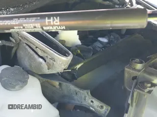 ✅ 2014 Hyundai Veloster Turbo • VIN: KMHTC6AE9EU183525 • Lot: 41386990. Wystawiony na IAAI z przebiegiem 167 596 mil. Bezpłatny archiwum sprzedaży aukcyjnych z USA i szczegółowy raport historii pojazdu na DreamBid. Zdjęcie 13.