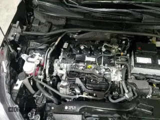 ✅ 2025 Toyota Corolla Cross XLE • VIN: 7MUEAAAG1SV132632 • Лот: 90059945. Опубликован ранее на Copart с пробегом 18 223 миль. Бесплатный доступ к архиву аукционных продаж из США и подробный отчёт об истории автомобиля на DreamBid. Изображение 14.