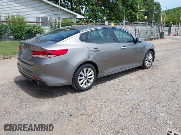 ✅ 2017 Kia Optima LX • VIN: 5XXGT4L36HG160767 • Lot: 45118525. Wystawiony na IAAI z przebiegiem 54 806 mil. Bezpłatny archiwum sprzedaży aukcyjnych z USA i szczegółowy raport historii pojazdu na DreamBid. Zdjęcie 4.