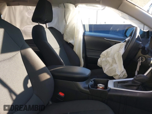 ✅ 2025 Toyota RAV4 LE • VIN: 2T3H1RFV3SW381834 • Lot: 44092448. Wystawiony na IAAI z przebiegiem 12 244 mil. Bezpłatny archiwum sprzedaży aukcyjnych z USA i szczegółowy raport historii pojazdu na DreamBid. Zdjęcie 5.