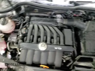 ✅ 2009 Volkswagen CC 4Motion • VIN: WVWGU73C79E535781 • Лот: 84482454. Опубликован ранее на Copart с пробегом 147 108 миль. Бесплатный доступ к архиву аукционных продаж из США и подробный отчёт об истории автомобиля на DreamBid. Изображение 14.