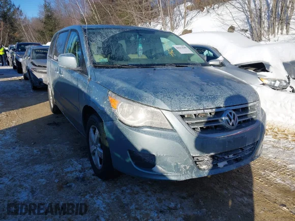 ✅ 2010 Volkswagen Routan SEL • VIN: 2V4RW5DX5AR333544 • Lot: 44253640. Wystawiony na IAAI z przebiegiem 166 083 mil. Bezpłatny archiwum sprzedaży aukcyjnych z USA i szczegółowy raport historii pojazdu na DreamBid. Zdjęcie 1.