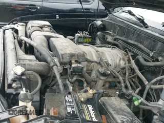 ✅ 2000 Toyota Tundra Limited • VIN: 5TBBT481XYS093180 • Lot: 41949428. Listed on IAAI with 317,841 mi. Free auction sales archive from the USA and detailed vehicle history report at DreamBid. Image 19.