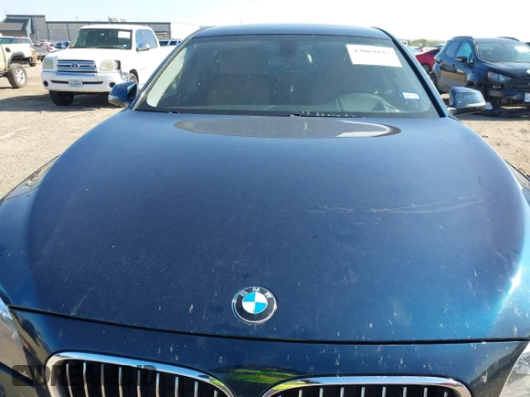 ✅ 2013 BMW 7 Series 740Li xDrive • VIN: WBAYF4C59DDE23710 • Lot: 43869843. Listed on IAAI with 130,227 mi. Free auction sales archive from the USA and detailed vehicle history report at DreamBid. Image 6.