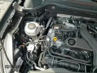 ✅ 2025 Volkswagen Taos SE Black • VIN: 3VV2C7B29SM027514 • Lot: 60244505. Listed on Copart with 1,044 mi. Free auction sales archive from the USA and detailed vehicle history report at DreamBid. Image 15.