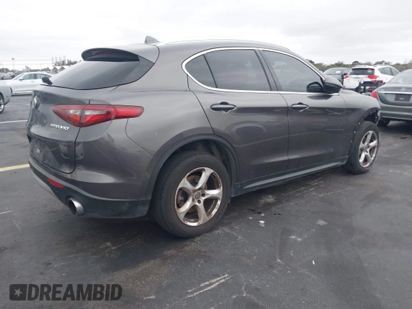 ✅ 2019 Alfa Romeo Stelvio • VIN: ZASPAJAN7K7C50638 • Лот: 43873389. Опубліковано раніше на IAAI з пробігом 81 734 миль. Безкоштовний доступ до архіву аукціонних продажів зі США та докладний звіт про історію автомобіля на DreamBid. Зображення 4.