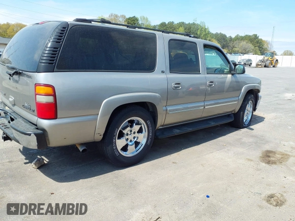 ✅ 2003 Chevrolet Suburban LT • VIN: 3GNEC16Z63G197997 • Lot: 44711755. Wystawiony na IAAI z przebiegiem 284 570 mil. Bezpłatny archiwum sprzedaży aukcyjnych z USA i szczegółowy raport historii pojazdu na DreamBid. Zdjęcie 4.