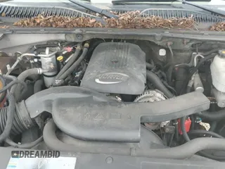 ✅ 2004 Chevrolet Suburban LT • VIN: 3GNFK16T94G176632 • Лот: 42730802. Опубликован ранее на IAAI с пробегом 240 702 миль. Бесплатный доступ к архиву аукционных продаж из США и подробный отчёт об истории автомобиля на DreamBid. Изображение 13.