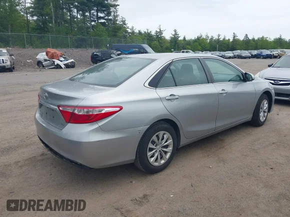 ✅ 2015 Toyota Camry XLE • VIN: 4T4BF1FK1FR468831 • Lot: 45137077. Wystawiony na IAAI z przebiegiem 164 717 mil. Bezpłatny archiwum sprzedaży aukcyjnych z USA i szczegółowy raport historii pojazdu na DreamBid. Zdjęcie 4.