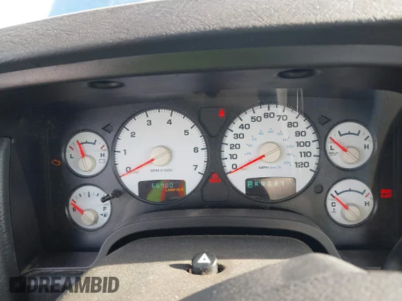 ✅ 2005 Dodge 1500 ST • VIN: 1D7HU16N65J540265 • Lot: 42120409. Wystawiony na IAAI z przebiegiem 66 900 mil. Bezpłatny archiwum sprzedaży aukcyjnych z USA i szczegółowy raport historii pojazdu na DreamBid. Zdjęcie 7.