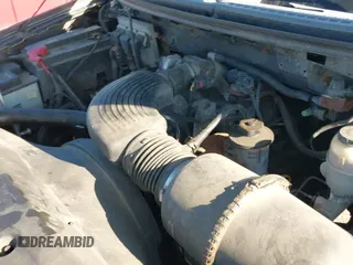 ✅ 2006 Ford F-150 STX • VIN: 1FTRX14WX6NA15804 • Lot: 43765679. Wystawiony na IAAI z przebiegiem 104 118 mil. Bezpłatny archiwum sprzedaży aukcyjnych z USA i szczegółowy raport historii pojazdu na DreamBid. Zdjęcie 12.