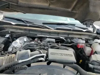 ✅ 2024 GMC Sierra 2500HD Denali Ultimate • VIN: 1GT49XEY4RF432602 • Lot: 70272865. Wystawiony na Copart z przebiegiem 12 021 mil. Bezpłatny archiwum sprzedaży aukcyjnych z USA i szczegółowy raport historii pojazdu na DreamBid. Zdjęcie 13.