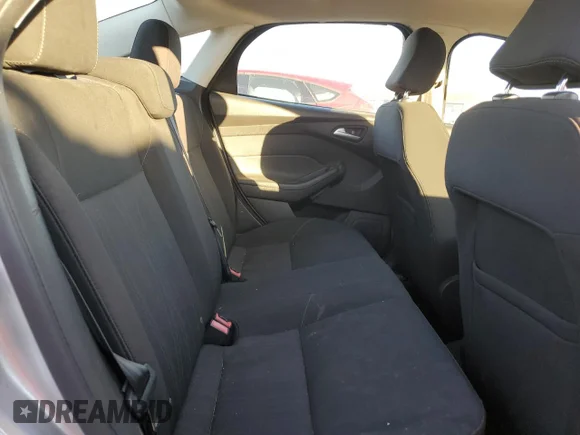 ✅ 2016 Ford Focus SE • VIN: 1FADP3F28GL222680 • Лот: 36233683. Опубліковано раніше на Copart з пробігом 111 122 миль. Безкоштовний доступ до архіву аукціонних продажів зі США та докладний звіт про історію автомобіля на DreamBid. Зображення 10.