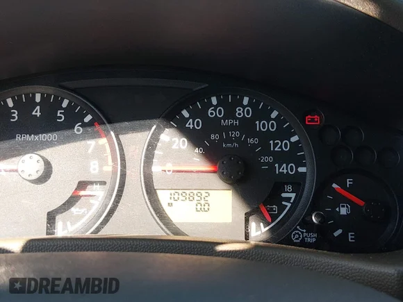 ✅ 2006 Nissan Frontier SE • VIN: 1N6AD06U56C450413 • Lot: 45030483. Wystawiony na IAAI z przebiegiem 109 892 mil. Bezpłatny archiwum sprzedaży aukcyjnych z USA i szczegółowy raport historii pojazdu na DreamBid. Zdjęcie 7.