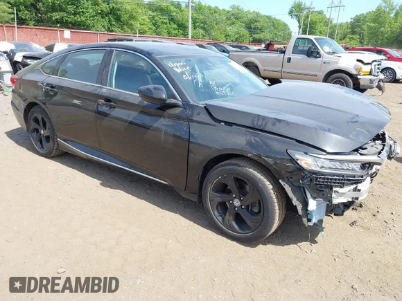 ✅ 2018 Honda Accord EX • VIN: 1HGCV1F46JA117772 • Lot: 45306646. Wystawiony na IAAI z przebiegiem 86 197 mil. Bezpłatny archiwum sprzedaży aukcyjnych z USA i szczegółowy raport historii pojazdu na DreamBid. Zdjęcie 1.