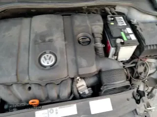 ✅ 2013 Volkswagen Golf w/Conv & Sunroof • VIN: WVWBB7AJ8DW030918 • Лот: 83351604. Опубликован ранее на Copart с пробегом 147 554 миль. Бесплатный доступ к архиву аукционных продаж из США и подробный отчёт об истории автомобиля на DreamBid. Изображение 14.