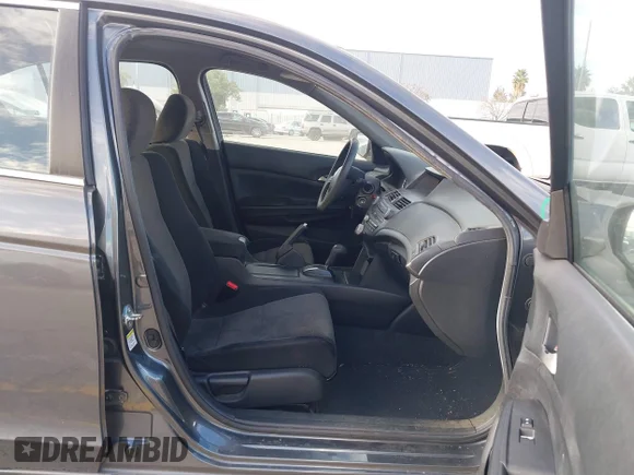 ✅ 2008 Honda Accord LX • VIN: 1HGCP26378A057230 • Lot: 44360017. Wystawiony na IAAI z przebiegiem 50 044 mil. Bezpłatny archiwum sprzedaży aukcyjnych z USA i szczegółowy raport historii pojazdu na DreamBid. Zdjęcie 5.