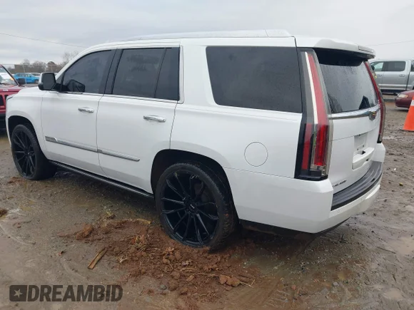 ✅ 2016 Cadillac Escalade Premium Collection • VIN: 1GYS4CKJ4GR452392 • Lot: 44211908. Wystawiony na IAAI z przebiegiem 124 434 mil. Bezpłatny archiwum sprzedaży aukcyjnych z USA i szczegółowy raport historii pojazdu na DreamBid. Zdjęcie 3.