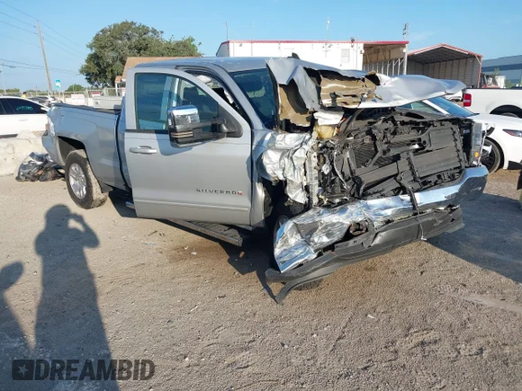 ✅ 2019 Chevrolet Silverado 1500 LT • VIN: 2GCRCPECXK1143247 • Lot: 45101519. Wystawiony na IAAI z przebiegiem 125 594 mil. Bezpłatny archiwum sprzedaży aukcyjnych z USA i szczegółowy raport historii pojazdu na DreamBid. Zdjęcie 1.