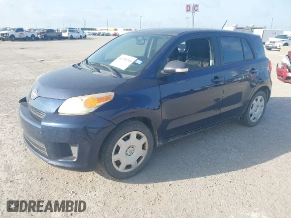 ✅ 2008 Scion xD • VIN: JTKKU10488J021974 • Лот: 42738745. Опубліковано раніше на IAAI з пробігом 258 225 миль. Безкоштовний доступ до архіву аукціонних продажів зі США та докладний звіт про історію автомобіля на DreamBid. Зображення 2.
