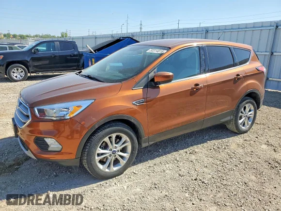 ✅ 2017 Ford Escape SE • VIN: 1FMCU0GD5HUA53853 • Lot: 53314816. Wystawiony na Copart z przebiegiem 86 917 mil. Bezpłatny archiwum sprzedaży aukcyjnych z USA i szczegółowy raport historii pojazdu na DreamBid. Zdjęcie 1.