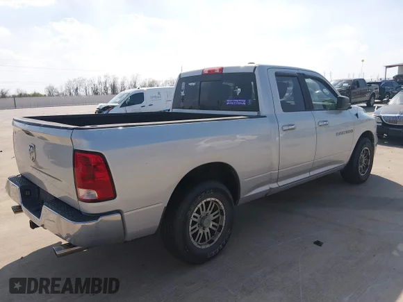 ✅ 2011 Ram 1500 SLT • VIN: 1D7RB1GP5BS657433 • Лот: 44496231. Опубліковано раніше на IAAI з пробігом 146 428 миль. Безкоштовний доступ до архіву аукціонних продажів зі США та докладний звіт про історію автомобіля на DreamBid. Зображення 4.