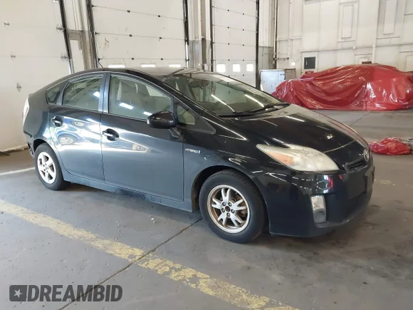 ✅ 2011 Toyota Prius IV • VIN: JTDKN3DU3B0296286 • Lot: 45037099. Wystawiony na IAAI z przebiegiem 228 077 mil. Bezpłatny archiwum sprzedaży aukcyjnych z USA i szczegółowy raport historii pojazdu na DreamBid. Zdjęcie 1.