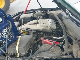 ✅ 2011 Chevrolet Camaro 2LS • VIN: 2G1FA1ED5B9166220 • Lot: 43043951. Wystawiony na IAAI z przebiegiem 52 540 mil. Bezpłatny archiwum sprzedaży aukcyjnych z USA i szczegółowy raport historii pojazdu na DreamBid. Zdjęcie 19.