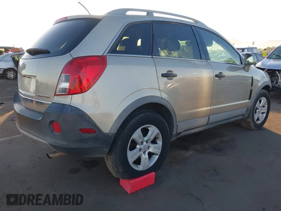 ✅ 2014 Chevrolet Captiva Sport LS • VIN: 3GNAL2EK9ES618040 • Lot: 43973160. Wystawiony na IAAI z przebiegiem 178 491 mil. Bezpłatny archiwum sprzedaży aukcyjnych z USA i szczegółowy raport historii pojazdu na DreamBid. Zdjęcie 4.